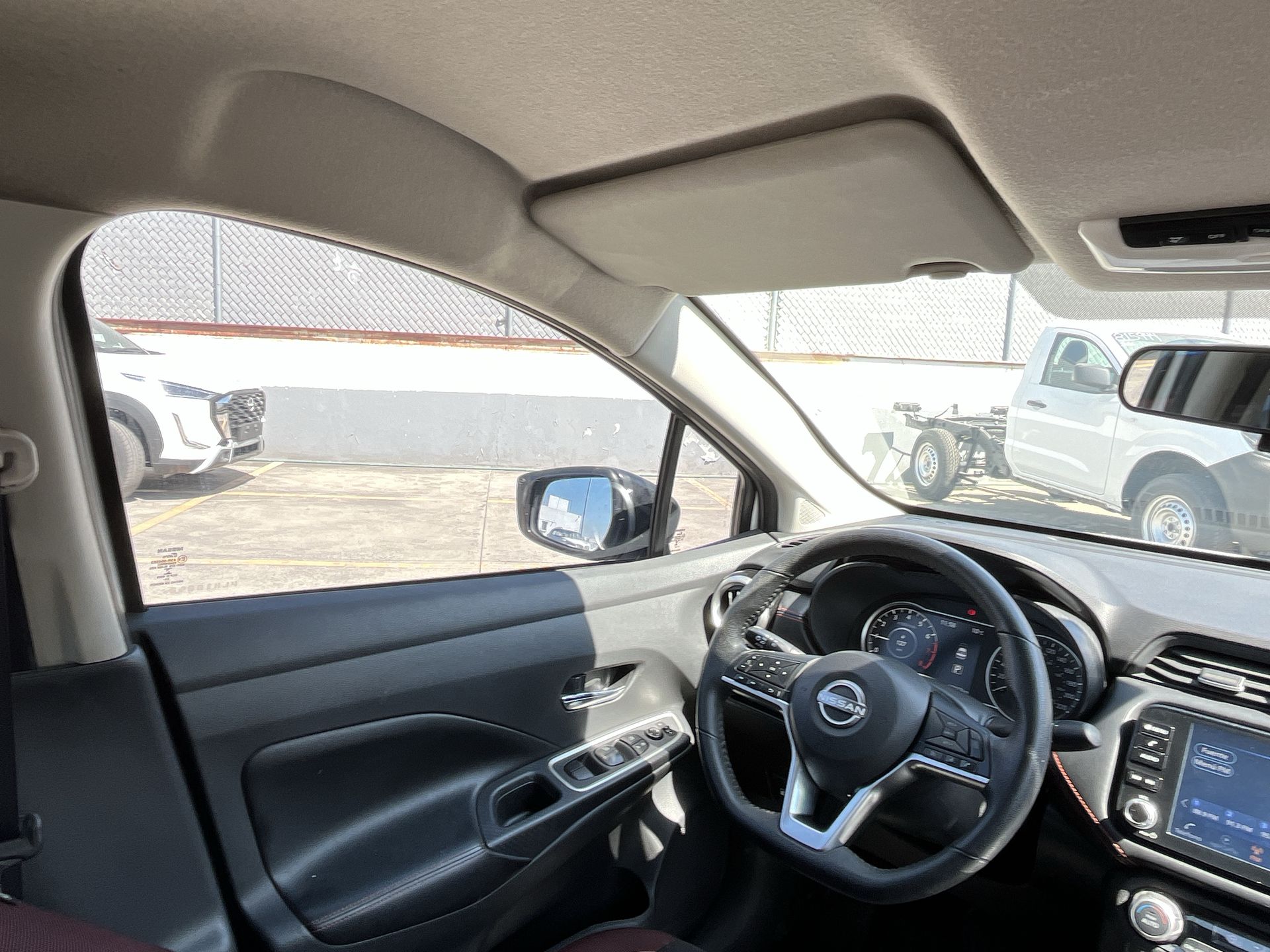 2023 Nissan VERSA SR CVT 23