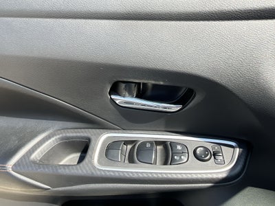 2023 Nissan VERSA SR CVT 23