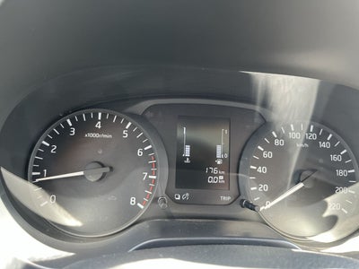 2020 Nissan FRONTIER NP300 DOBLE CABINA SE AC PAQ SEG