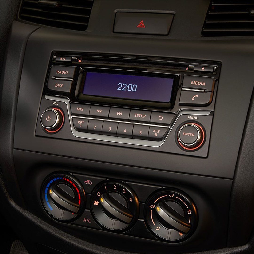 2025 Nissan NP300 FRONTIER PLATINUM LE TA