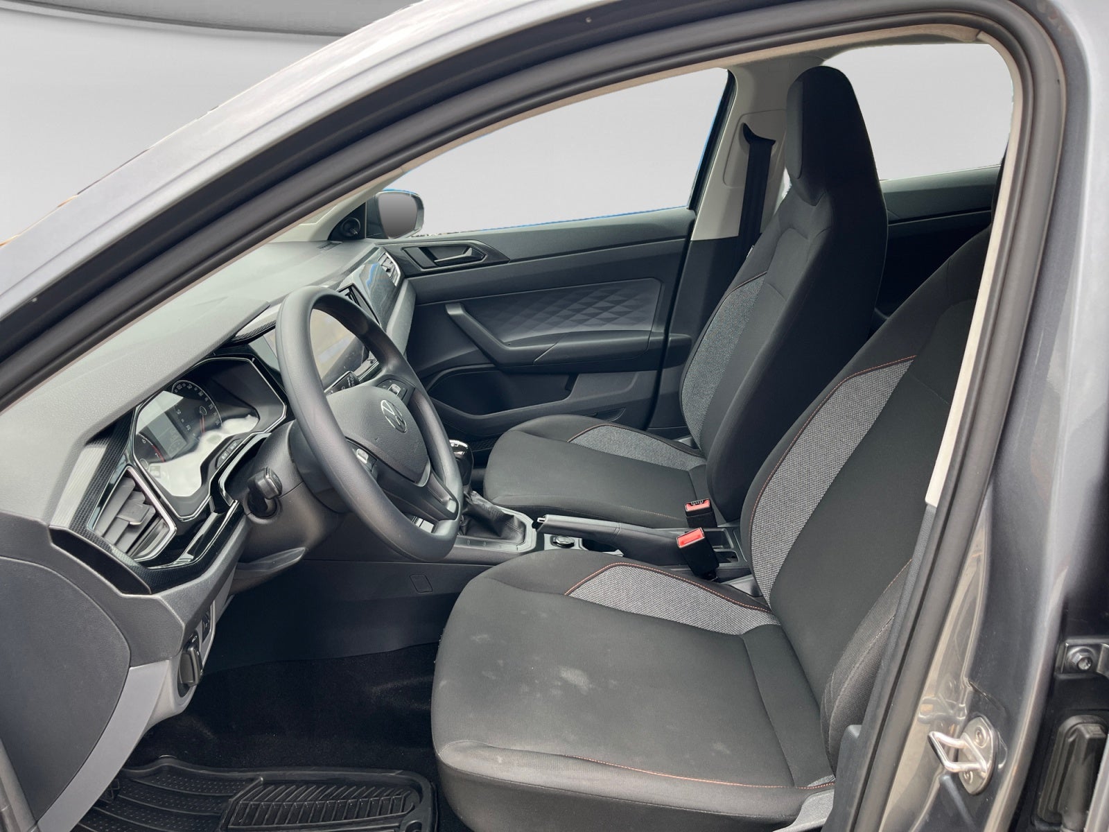 2025 Volkswagen POLO TRACK