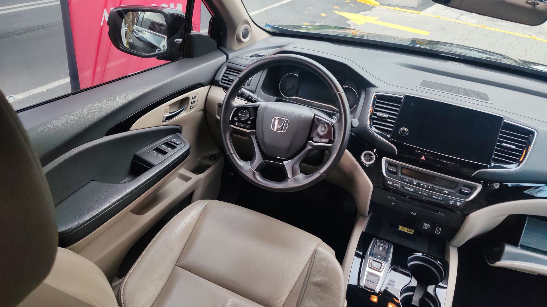 2019 Honda PILOT TOURING