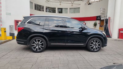 2019 Honda PILOT TOURING