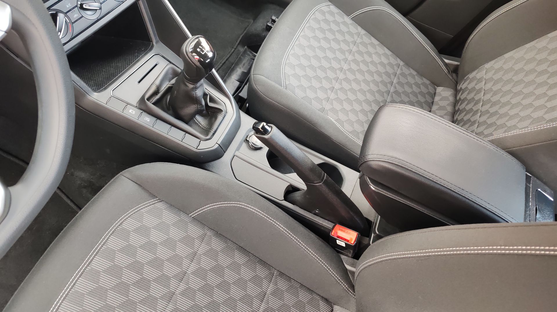 2024 Volkswagen VIRTUS TRENDLINE MANUAL