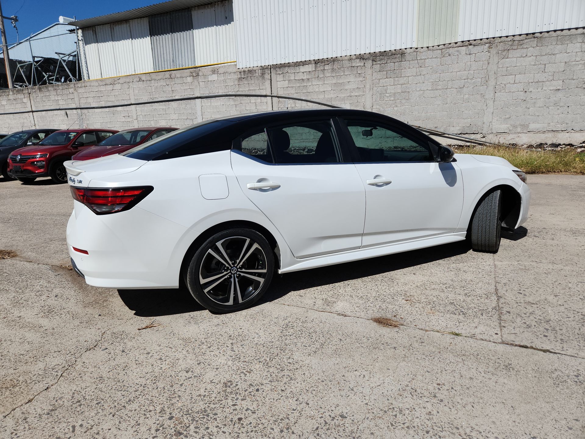 2022 Nissan SENTRA SR CVT