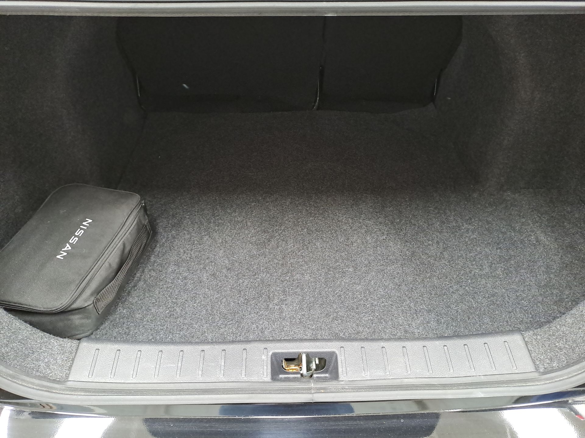 2024 Nissan VERSA ADVANCE MT 24