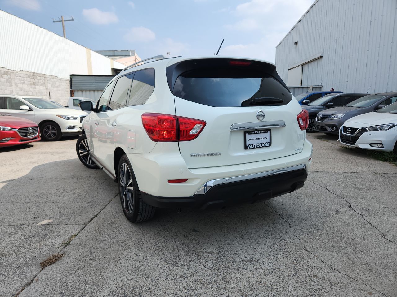 2018 Nissan PATHFINDER EXCLUSIVE