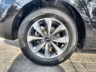 2023 Kia RIO LX TA