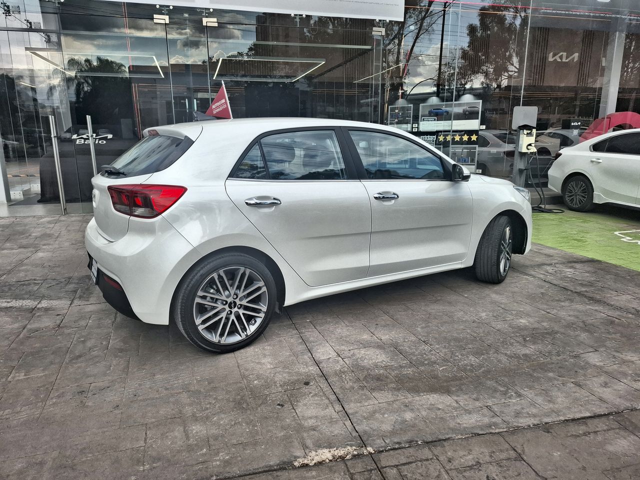 2023 Kia RIO NEW KIA RIO 1.6L EX PACK A/T HB
