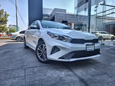 2023 Kia FORTE EX
