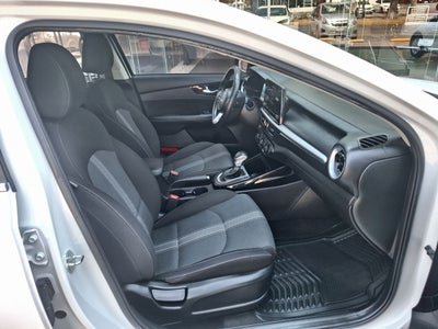 2023 Kia FORTE EX