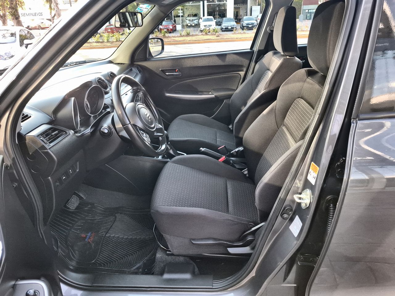 2023 SUZUKI SWIFT GLX CVT