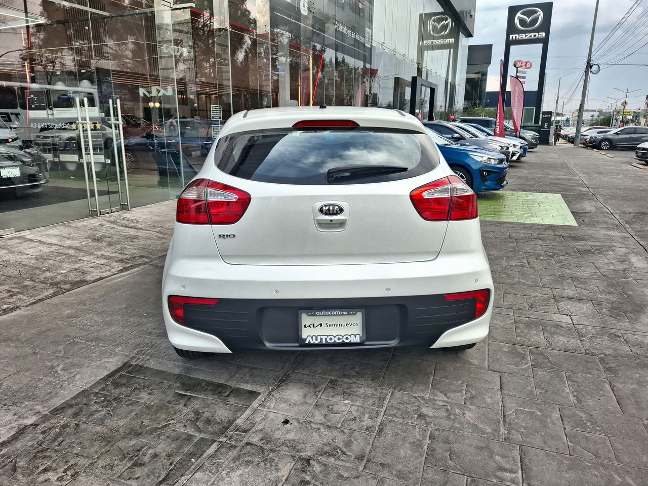 2017 Kia RIO EX HATCHBACK 1.6 MT
