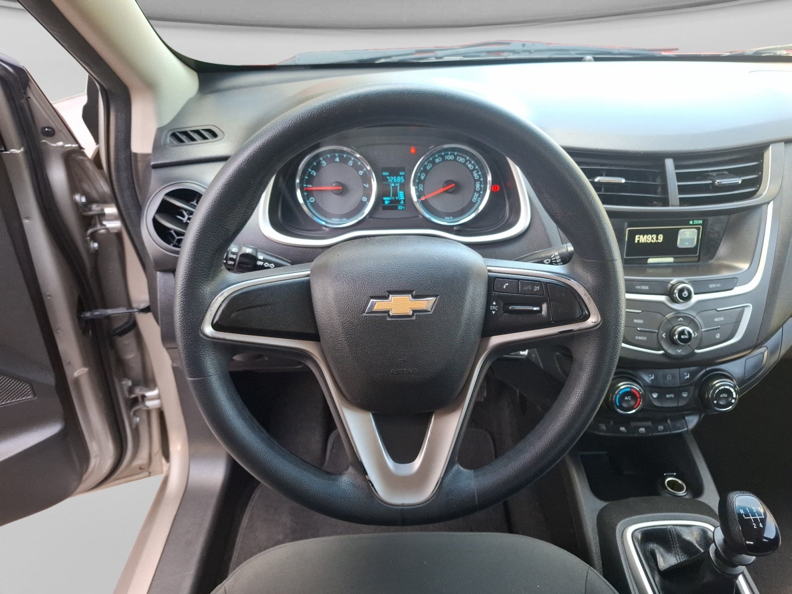 2023 Chevrolet AVEO LT MANUAL C