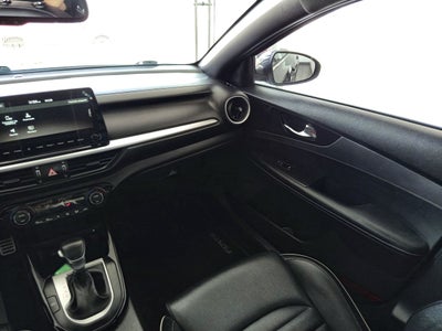 2022 Kia FORTE GT LINE