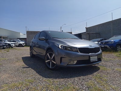 2018 Kia FORTE FORTE HB SX AT